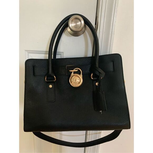 Michael Kors Hamilton East Vest Black Leather Bag - Picture 1 of 5